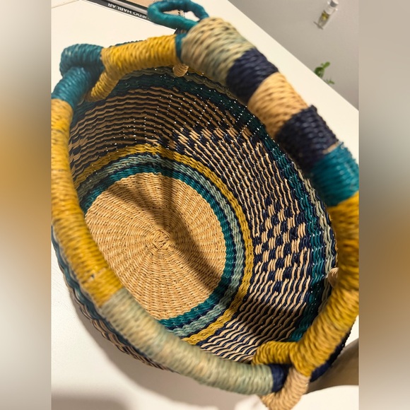 Multicolor Handwoven Basket - Picture 5 of 7